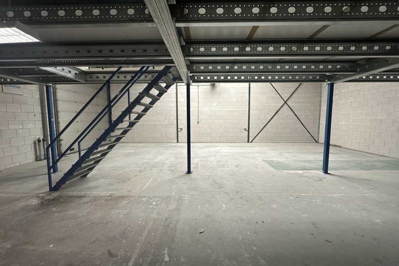 BedrijfsruimteaanZeemanstraat 29<br/> inBarendrecht BedrijfsruimteaanZeemanstraat 29<br/> inBarendrecht