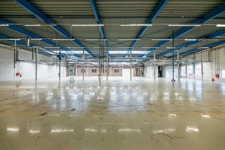 BedrijfsruimteaanIndustriestraat 10<br/> inHardinxveld-Giessendam BedrijfsruimteaanIndustriestraat 10<br/> inHardinxveld-Giessendam