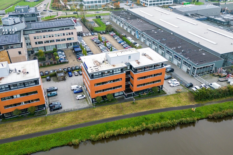 KantoorruimteaanLage Biezenweg 7 a<br/> inVianen