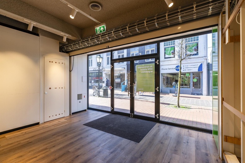 WinkelruimteaanNassaustraat 20<br/> inBussum WinkelruimteaanNassaustraat 20<br/> inBussum