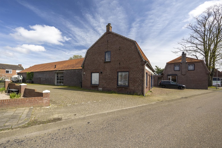 BedrijfsruimteaanOoster Thienweg 4<br/> inOostrum