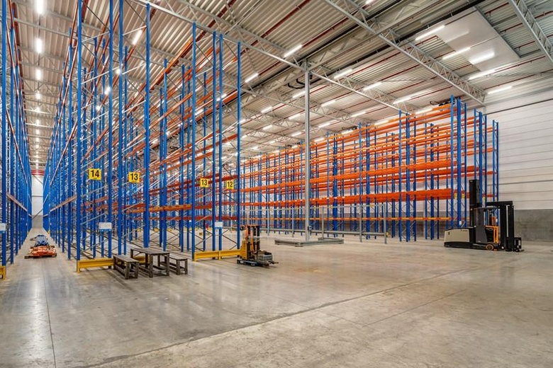 BedrijfsruimteaanVan Riemsdijkweg 57<br/> inRotterdam