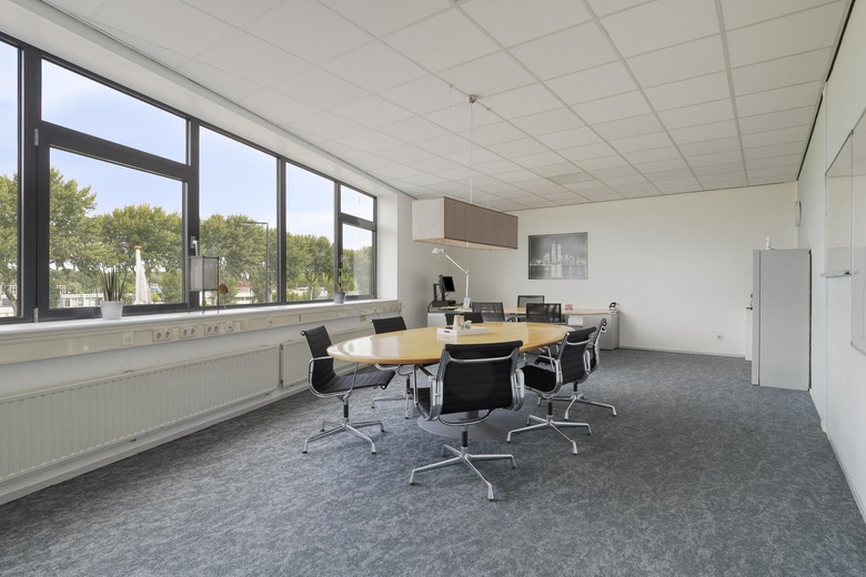 KantoorruimteaanTrawlerweg 8<br/> inVlaardingen KantoorruimteaanTrawlerweg 8<br/> inVlaardingen