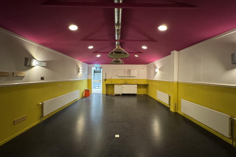 BedrijfsruimteaanHoutkopersstraat 12<br/> inZwijndrecht