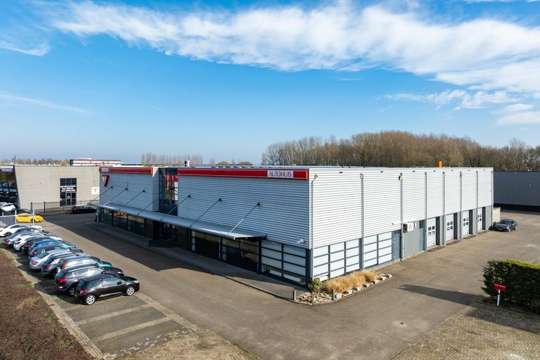 WinkelruimteaanChristiaan Huygensweg 30<br/> inHellevoetsluis WinkelruimteaanChristiaan Huygensweg 30<br/> inHellevoetsluis
