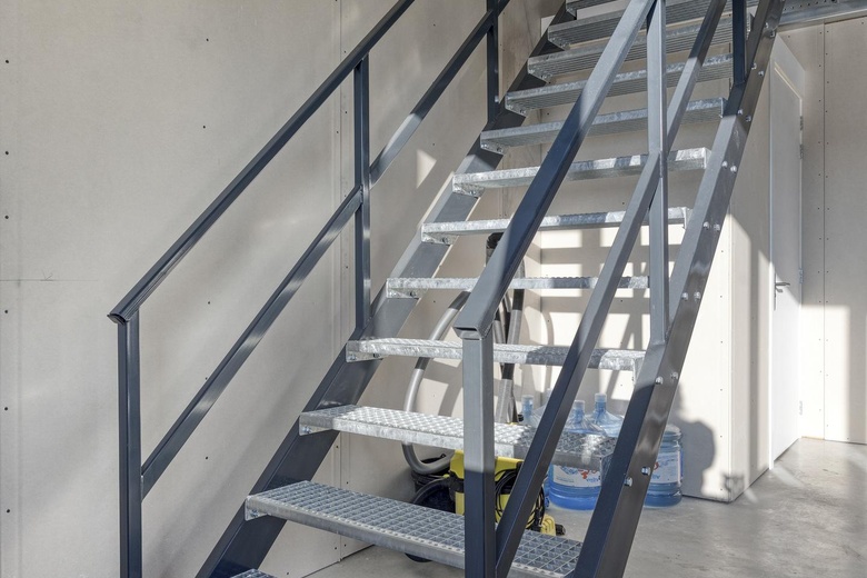 BedrijfsruimteaanMarconiweg 8 b<br/> inTholen