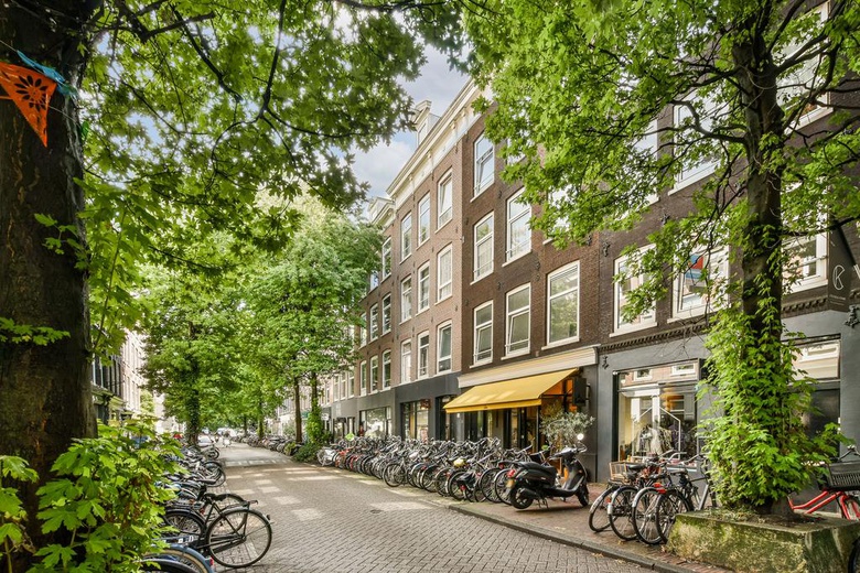 WinkelruimteaanAlbert Cuypstraat 101 - 103<br/> inAmsterdam