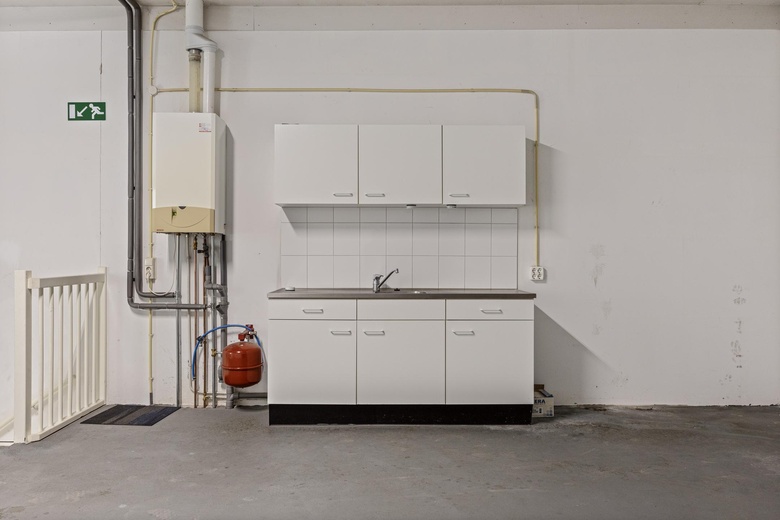 BedrijfsruimteaanMagnesiumstraat 23 B 12<br/> inNederweert