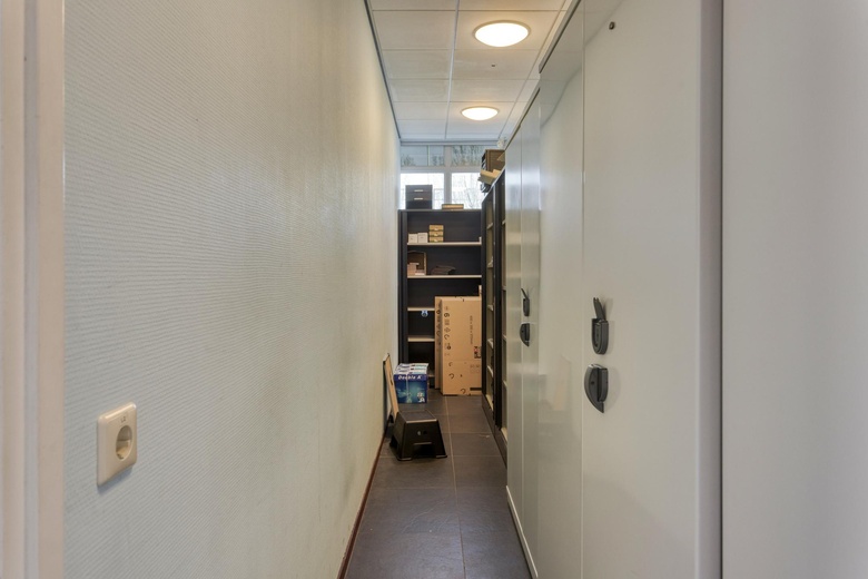 BedrijfsruimteaanNaaldwijkseweg 2<br/> inWateringen
