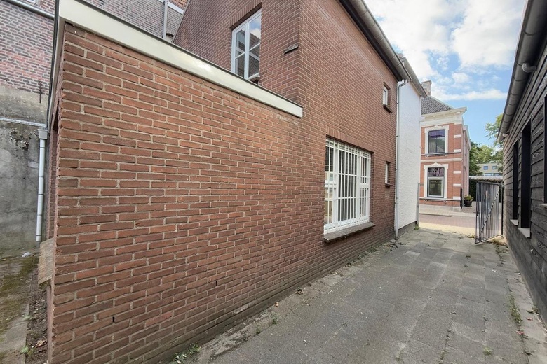 WinkelruimteaanGrotestraat 155<br/> inWaalwijk