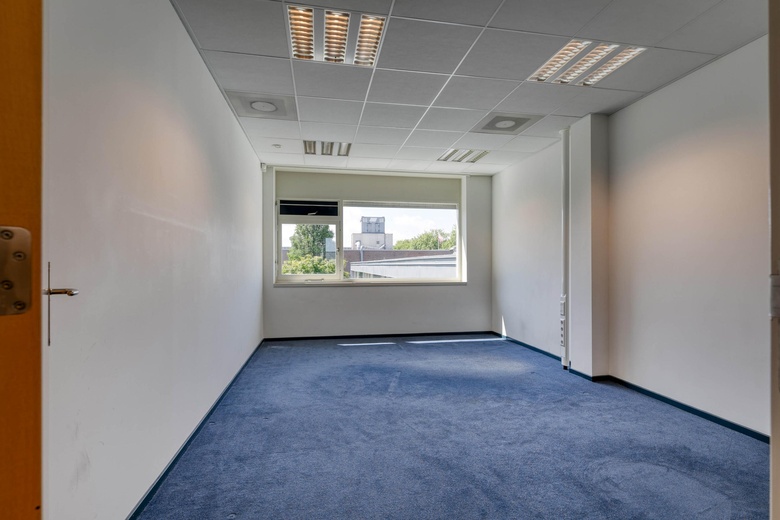 KantoorruimteaanAmbachtsweg 46<br/> inHuizen