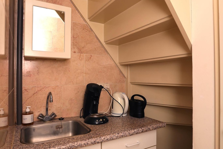 WinkelruimteaanRaadhuisstraat 17<br/> inMaarssen WinkelruimteaanRaadhuisstraat 17<br/> inMaarssen