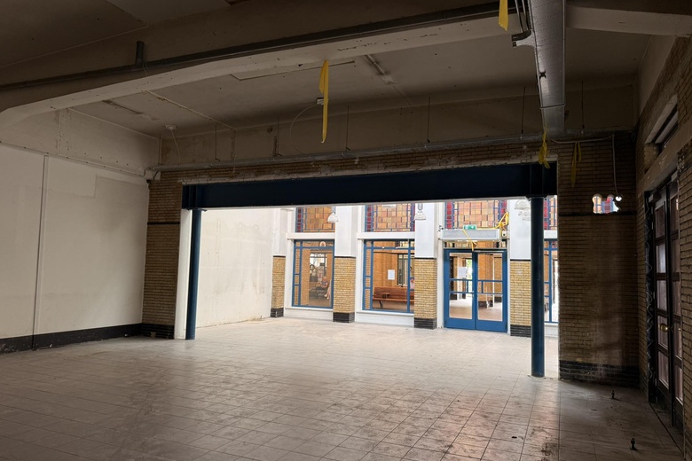 WinkelruimteaanStationsweg 3 P<br/> inBussum