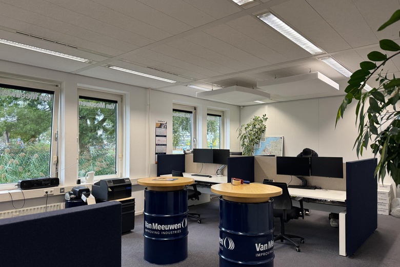KantoorruimteaanLeeuwenveldseweg 5 a<br/> inWeesp