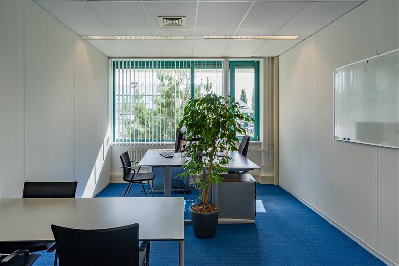 KantoorruimteaanOdijkerweg 19<br/> inDriebergen KantoorruimteaanOdijkerweg 19<br/> inDriebergen