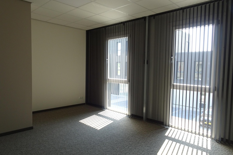 BedrijfsruimteaanZuid-Afrikaweg 3 D<br/> inAalsmeer