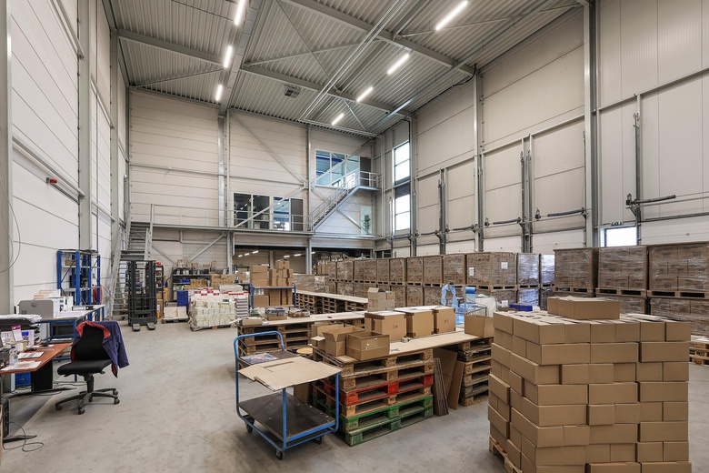 BedrijfsruimteaanKoperstraat 42<br/> inAlmere BedrijfsruimteaanKoperstraat 42<br/> inAlmere