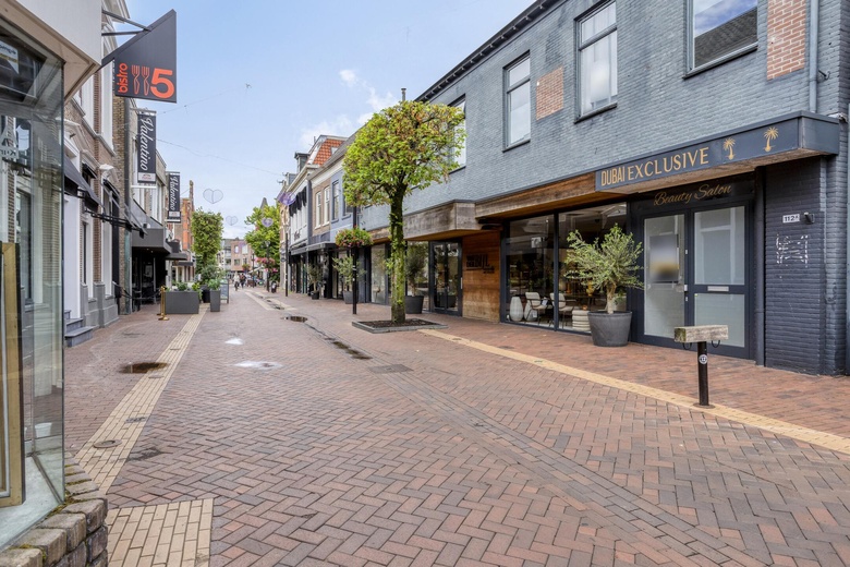 WinkelruimteaanGrotestraat 112<br/> inAlmelo WinkelruimteaanGrotestraat 112<br/> inAlmelo