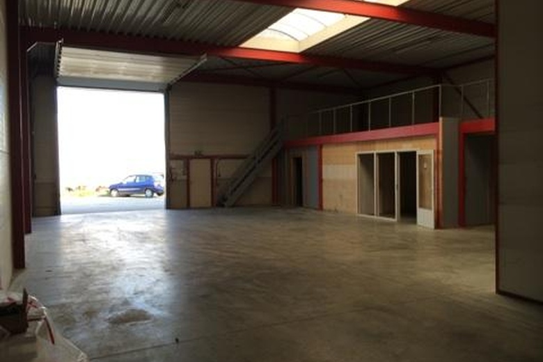 BedrijfsruimteaanBreinderveldweg 17 B<br/> inSchinnen