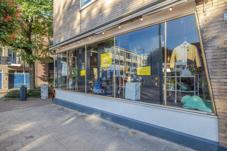 WinkelruimteaanBeekstraat 30<br/> inArnhem WinkelruimteaanBeekstraat 30<br/> inArnhem