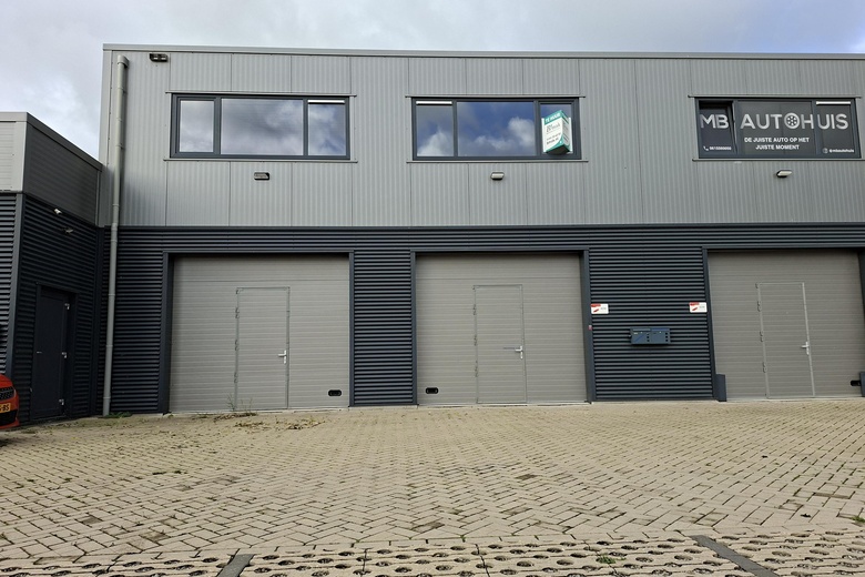 BedrijfsruimteaanIndustrieweg 11 02<br/> inVuren