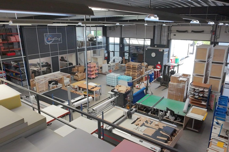 BedrijfsruimteaanRooseindsestraat 19<br/> inHelmond BedrijfsruimteaanRooseindsestraat 19<br/> inHelmond