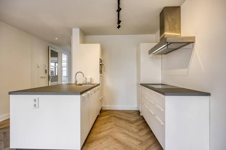 WinkelruimteaanRaadhuisstraat 60<br/> inRoosendaal WinkelruimteaanRaadhuisstraat 60<br/> inRoosendaal