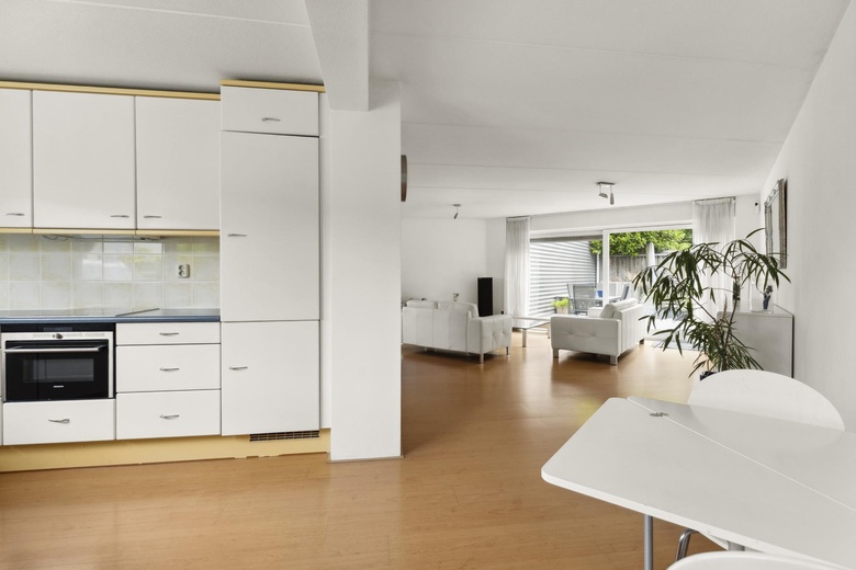 BedrijfsruimteaanFioringrasstraat 1 - 3<br/> inAlmere BedrijfsruimteaanFioringrasstraat 1 - 3<br/> inAlmere