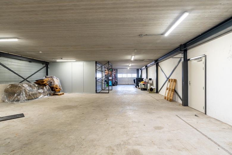 BedrijfsruimteaanNijverheidstraat 4<br/> inWijk en Aalburg