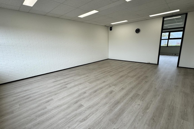 KantoorruimteaanMarkerkant 12 1 01<br/> inAlmere