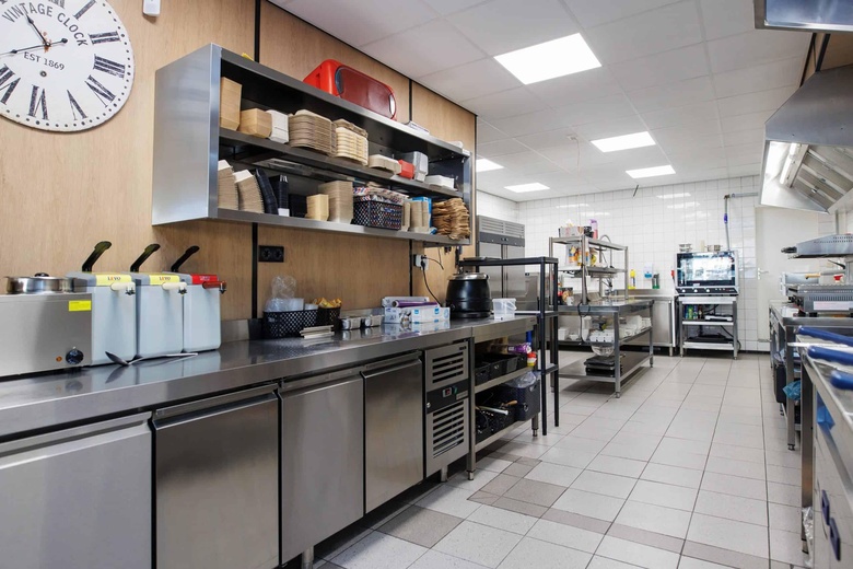 Horeca Sint Annaparochie - Van Harenstraat 54 - Foto 15