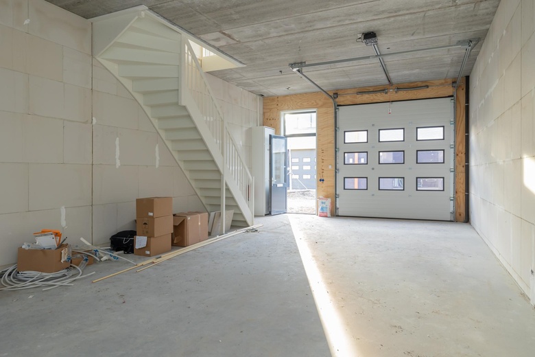 BedrijfsruimteaanCilinderweg 91 - 95<br/> inRoelofarendsveen