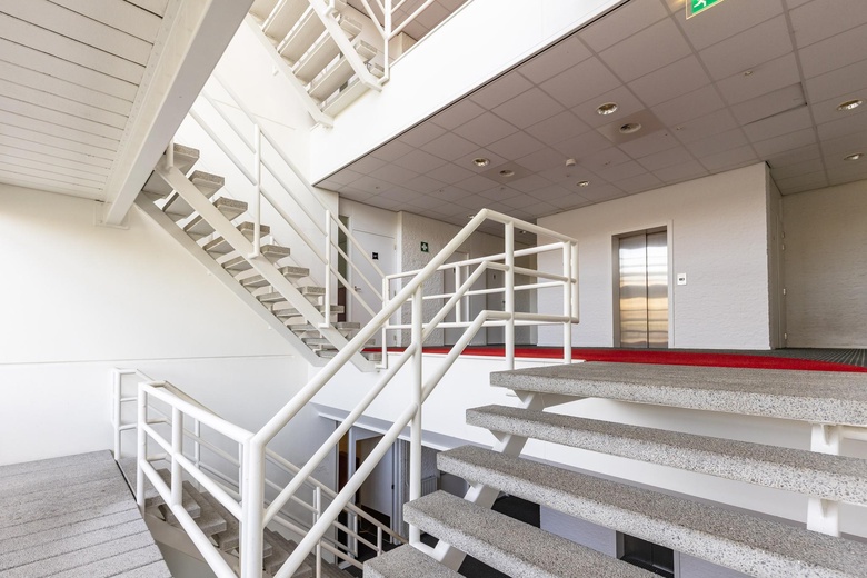 KantoorruimteaanIr D S Tuijnmanweg 3 - 5<br/> inVianen