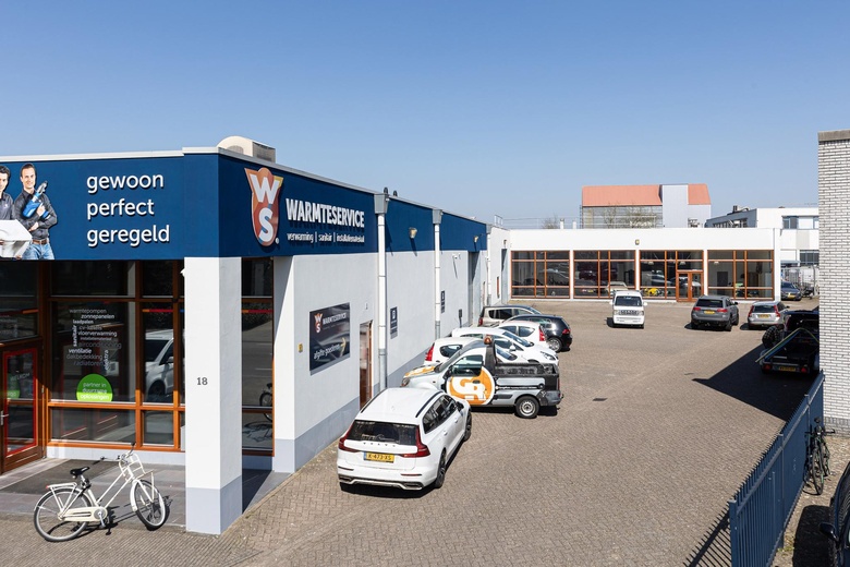 BedrijfsruimteaanHurksestraat 18 02<br/> inEindhoven BedrijfsruimteaanHurksestraat 18 02<br/> inEindhoven