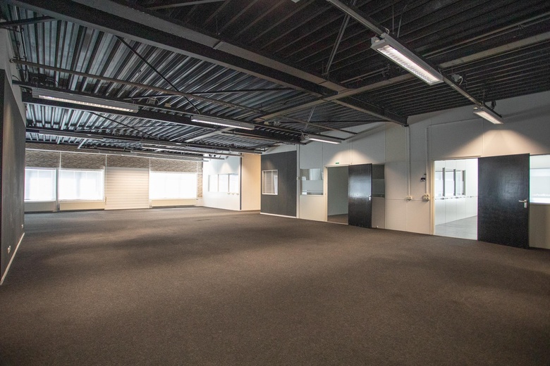 KantoorruimteaanParmentierweg 18<br/> inAlmelo KantoorruimteaanParmentierweg 18<br/> inAlmelo