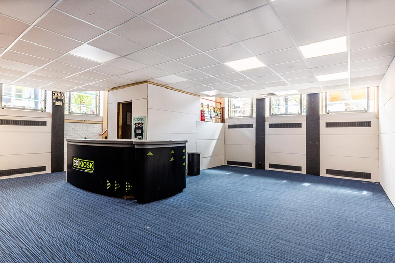 WinkelruimteaanWalstraat 36<br/> inOss WinkelruimteaanWalstraat 36<br/> inOss