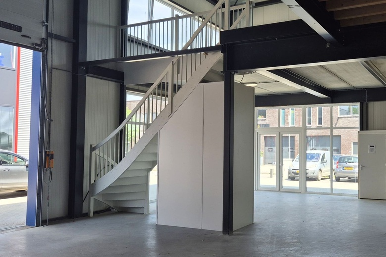 BedrijfsruimteaanDoejenburg 205<br/> inMaurik BedrijfsruimteaanDoejenburg 205<br/> inMaurik