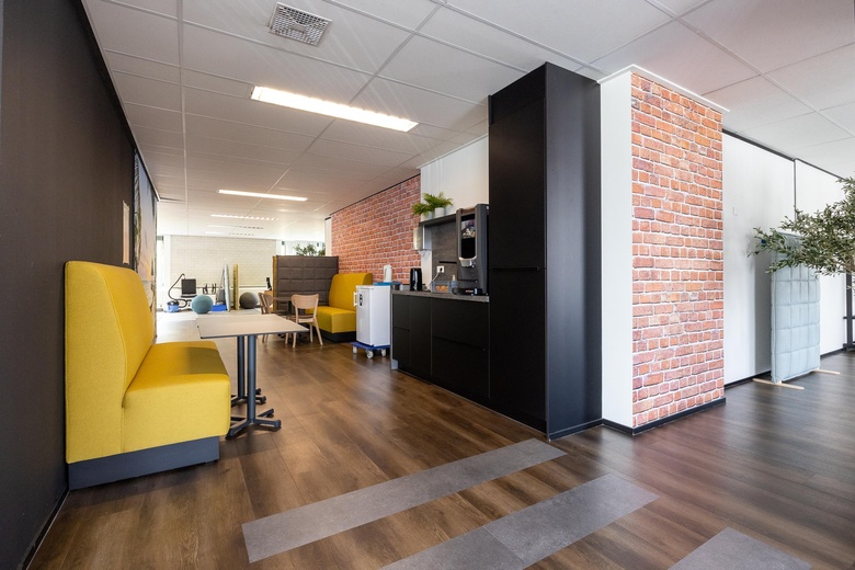 BedrijfsruimteaanVennestraat 11 B<br/> inLisse