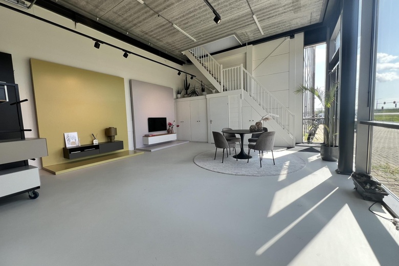 BedrijfsruimteaanTokyostraat 17 S<br/> inLijnden