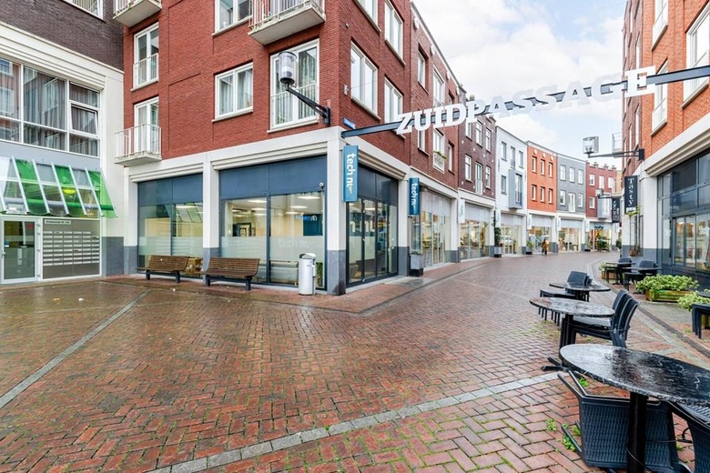 Bekijk foto 1 van Zuidpassage 24