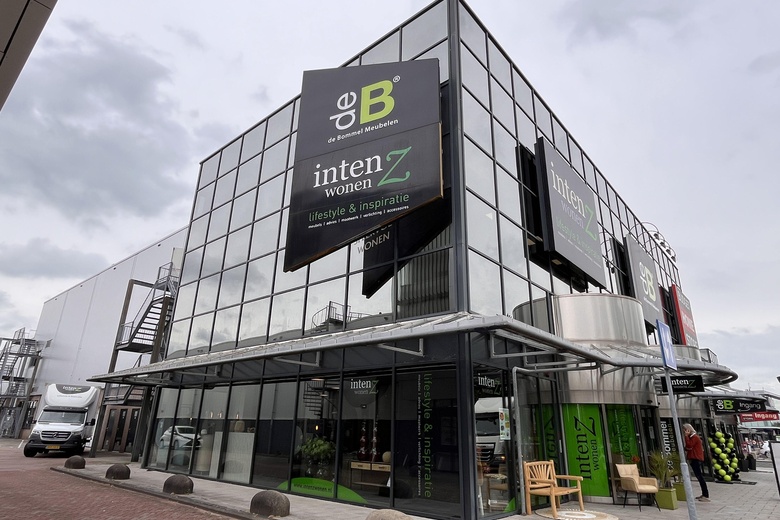 Bekijk foto 1 van Hoge Rijndijk 309