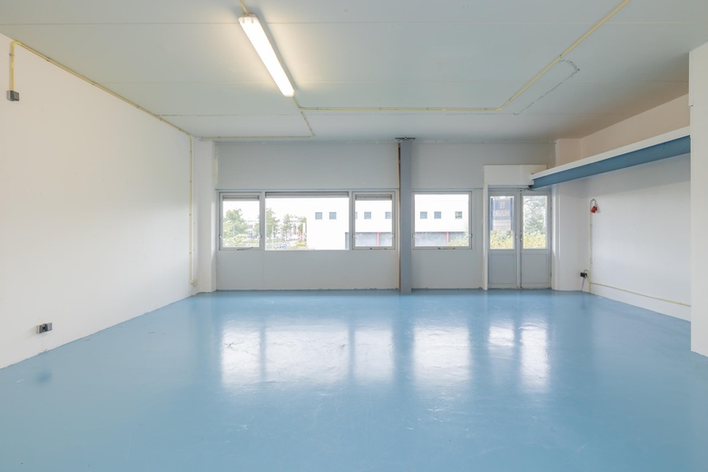 BedrijfsruimteaanDe Roysloot 12 F<br/> inRijnsburg