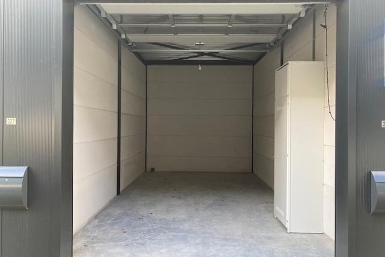 BedrijfsruimteaanNikkelweg 323<br/> inAlphen aan den Rijn