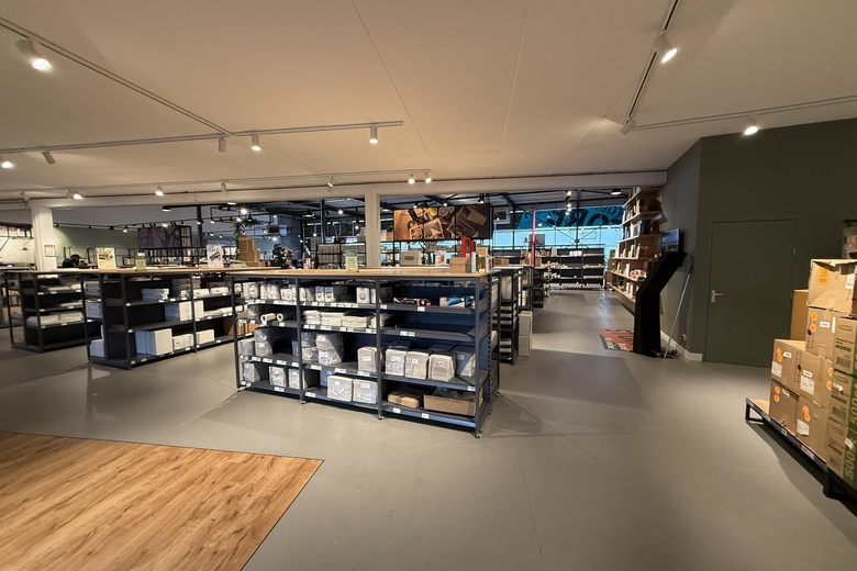 BedrijfsruimteaanSchuttevaerweg 41 A<br/> inRotterdam