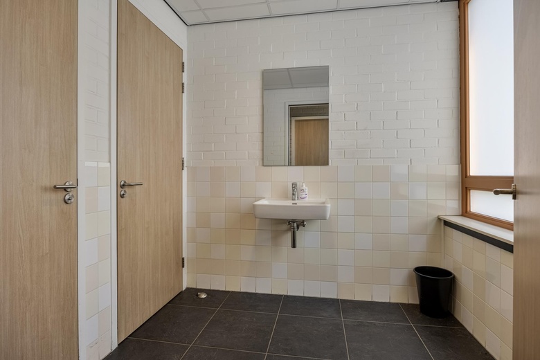 BedrijfsruimteaanHerenweg 102 D 0 ong<br/> inNoordwijk BedrijfsruimteaanHerenweg 102 D 0 ong<br/> inNoordwijk