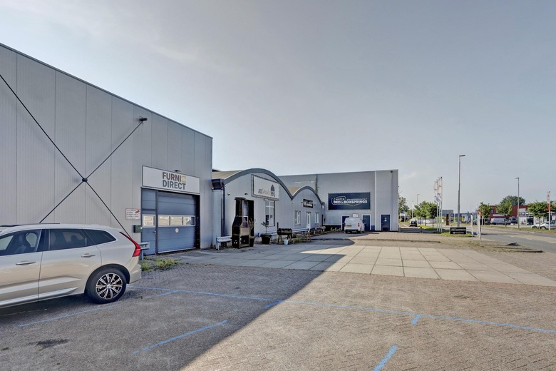 BedrijfsruimteaanZwettestraat 13<br/> inLeeuwarden BedrijfsruimteaanZwettestraat 13<br/> inLeeuwarden