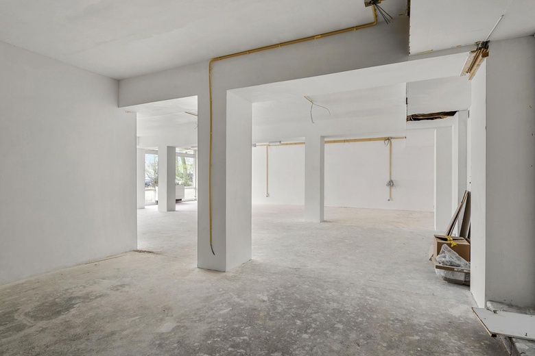 BedrijfsruimteaanHisveltplein 21 - 35<br/> inArnhem