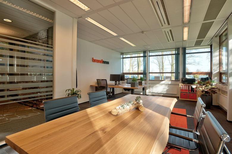 KantoorruimteaanEricssonstraat 2<br/> inRijen