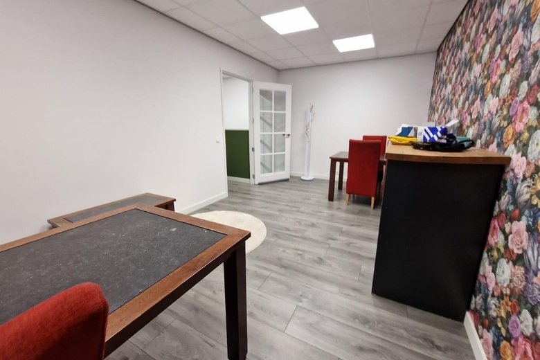 BedrijfsruimteaanTwentelaan 19<br/> inVroomshoop BedrijfsruimteaanTwentelaan 19<br/> inVroomshoop