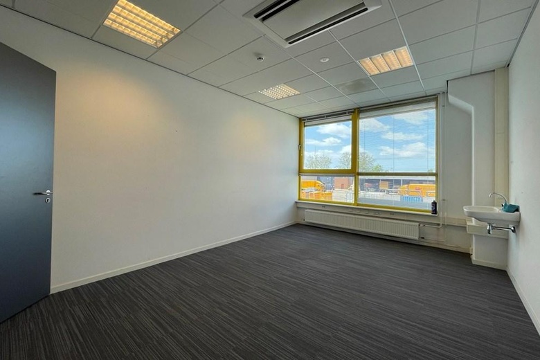 BedrijfsruimteaanHandelsweg 7<br/> inMijdrecht